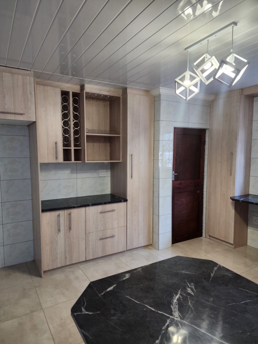 3 Bedroom Property for Sale in Flamwood North West